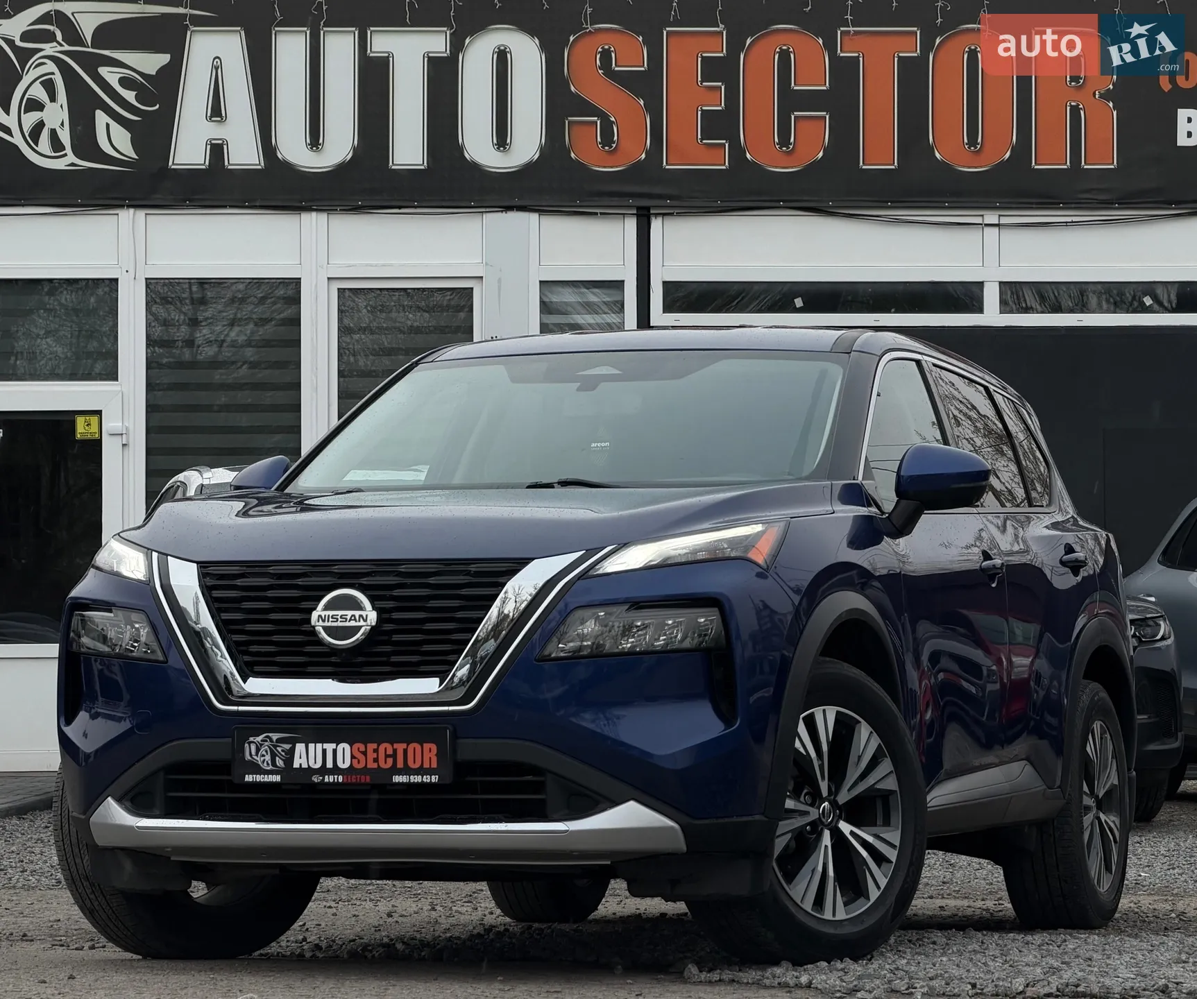 2020 Nissan Rogue - фото 1