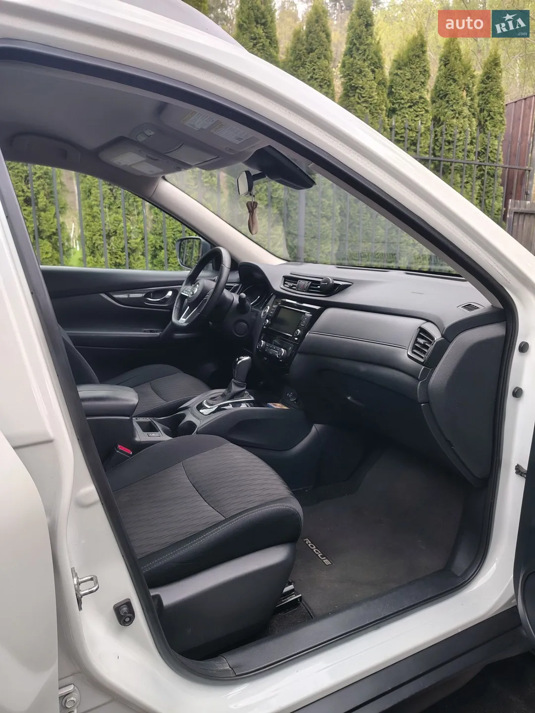 2018 Nissan Rogue - мініатюра 9