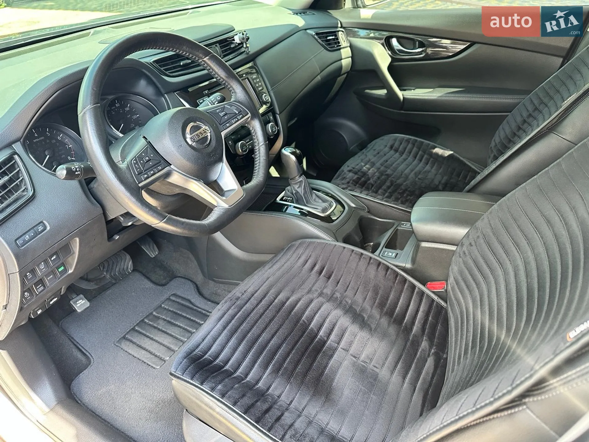 2017 Nissan Rogue - мініатюра 8