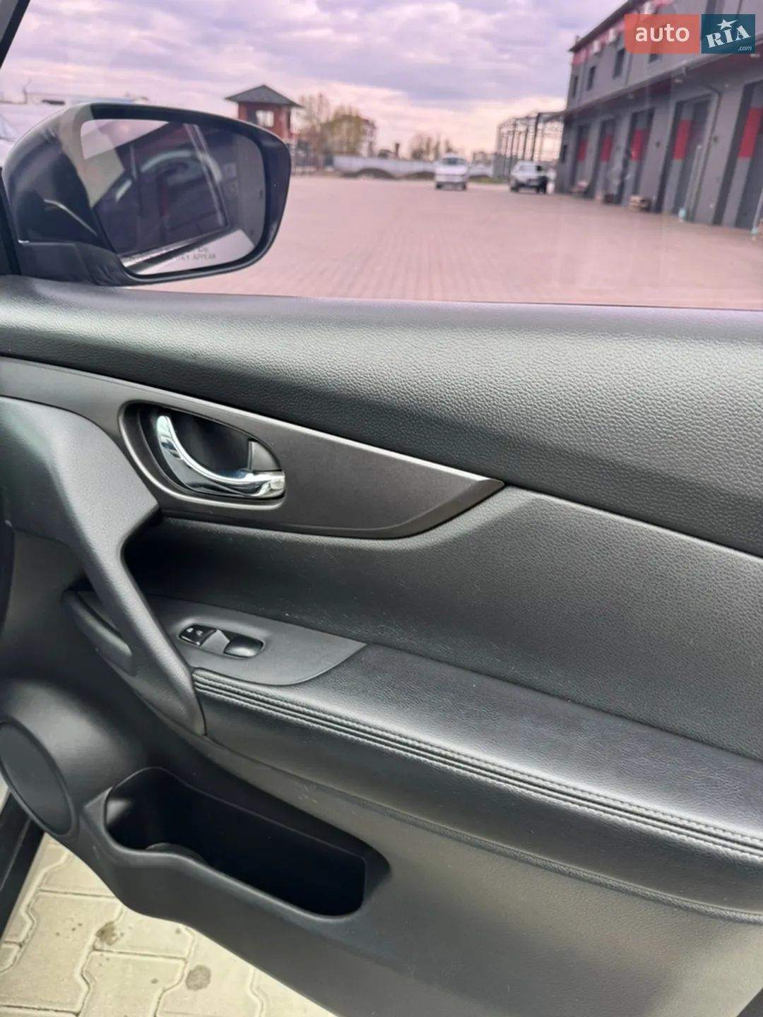 2016 Nissan Rogue - мініатюра 8