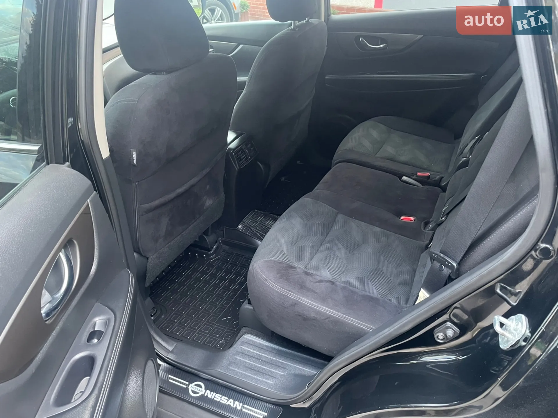 2015 Nissan Rogue - мініатюра 18