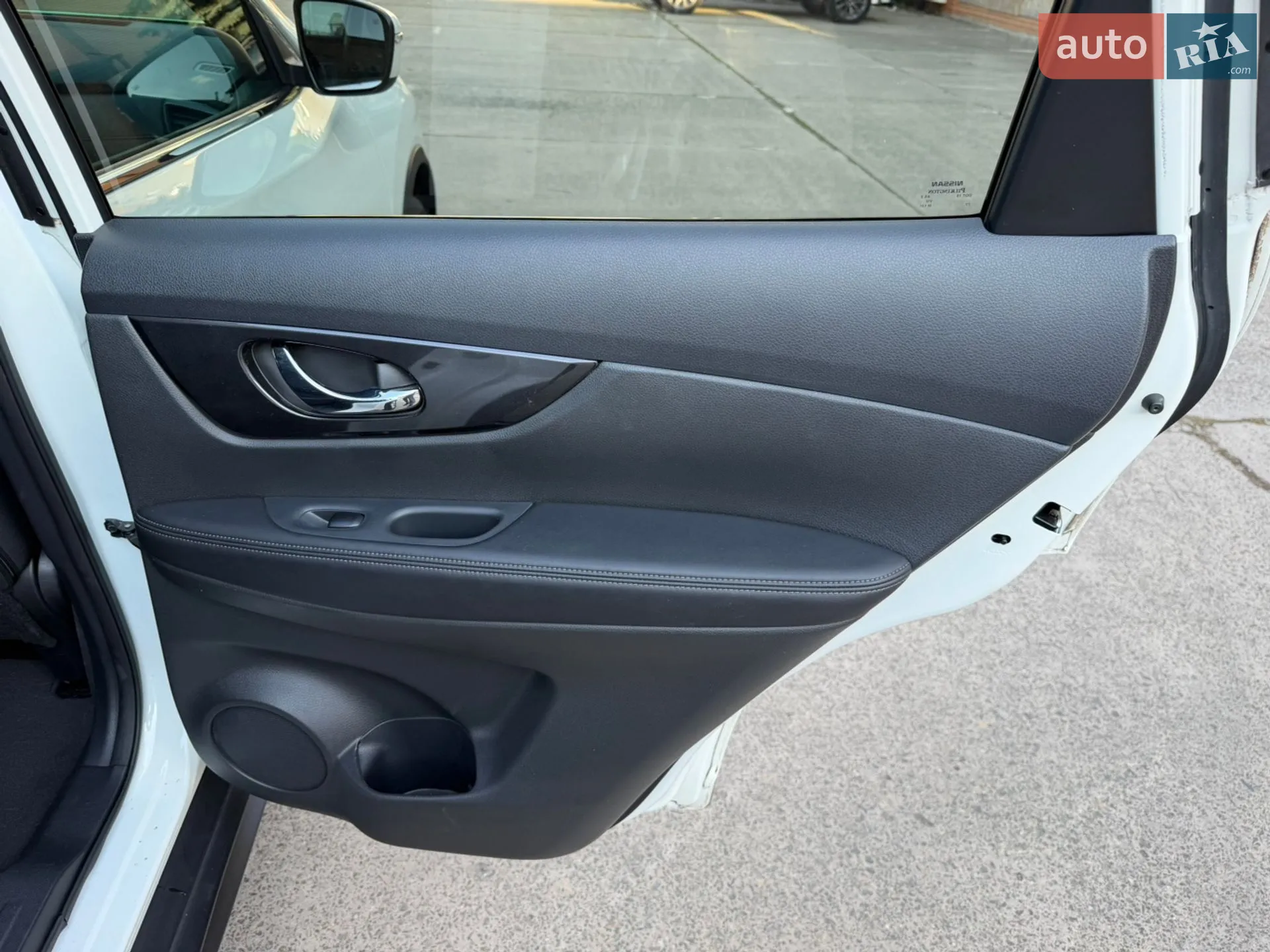 2017 Nissan Rogue - мініатюра 23