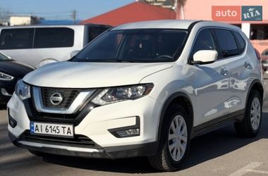 Внедорожник / Кроссовер Nissan Rogue 2016 в Киеве