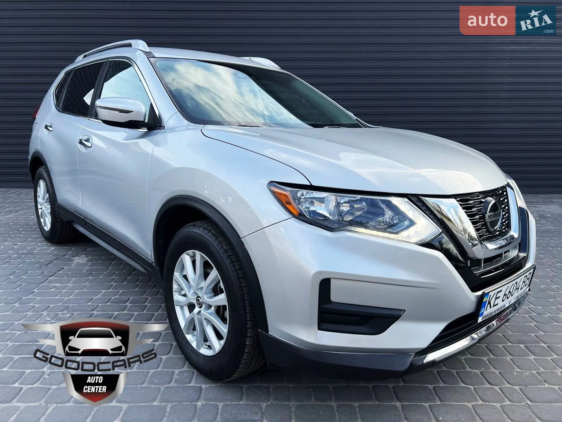 2018 Nissan Rogue - фото 1