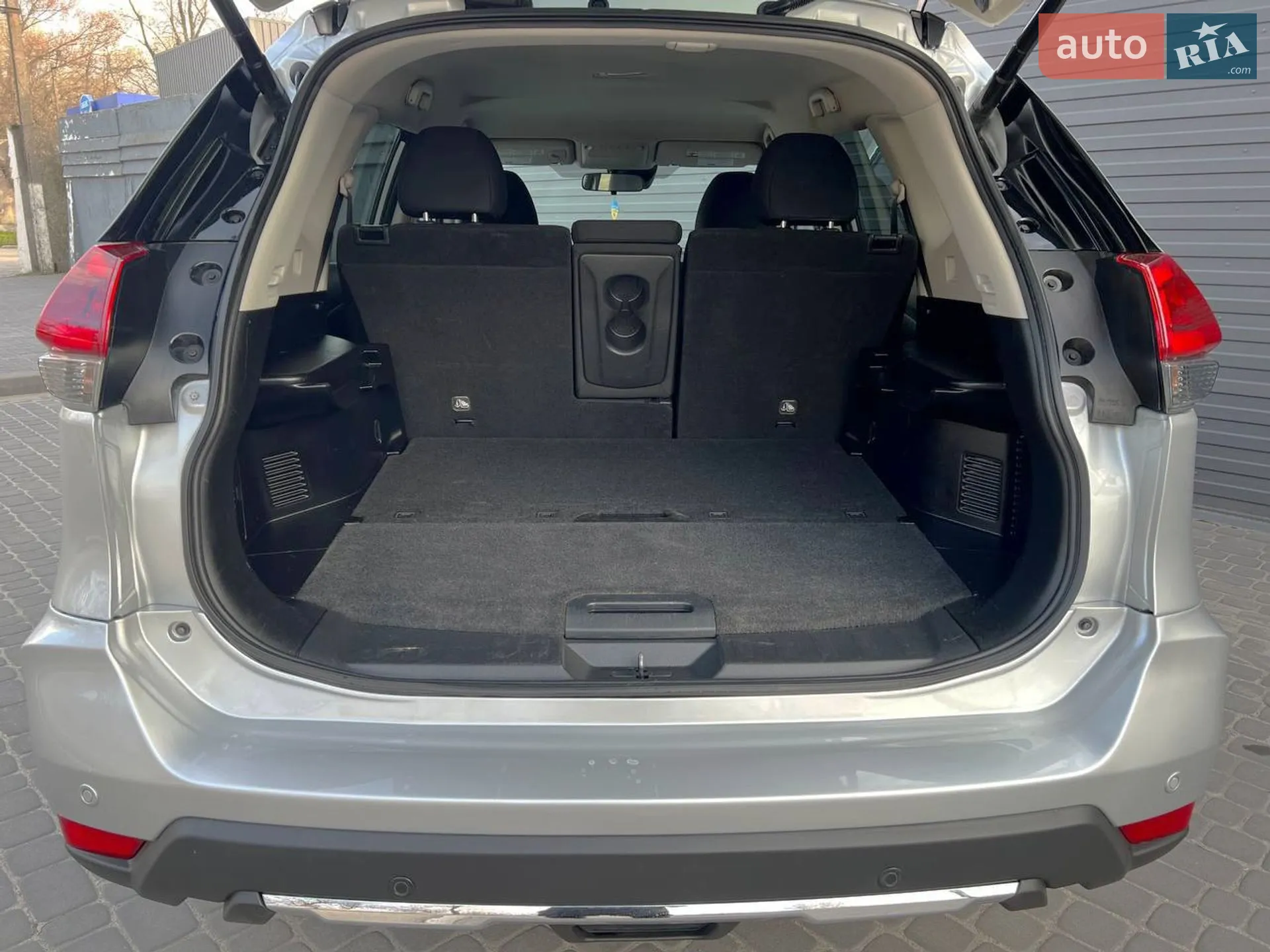 2018 Nissan Rogue - мініатюра 8