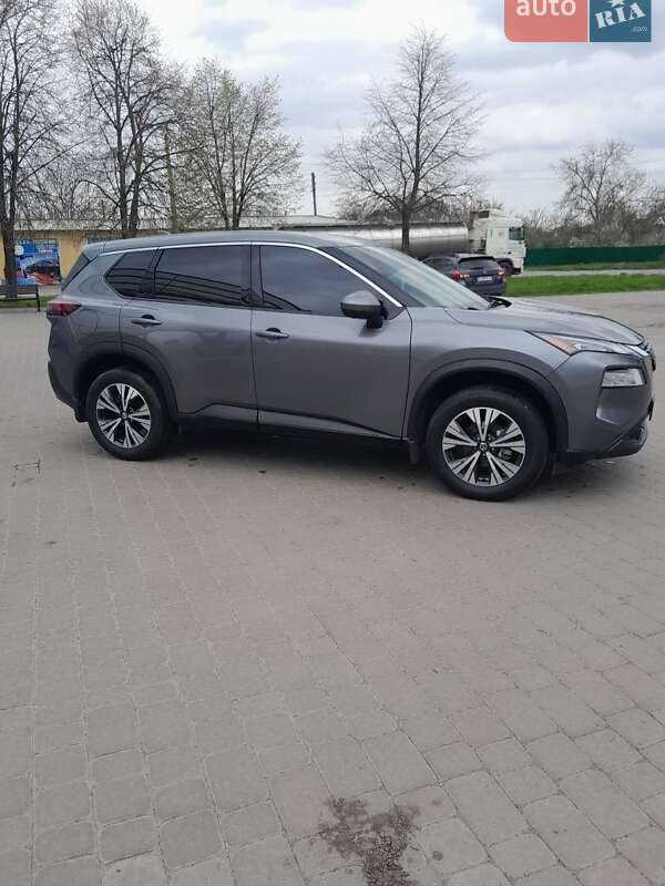 Nissan Rogue 2021