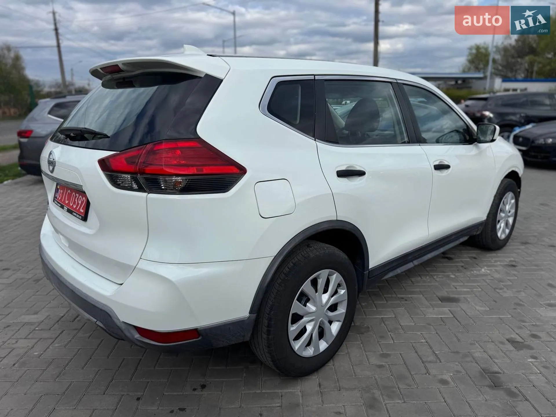 2017 Nissan Rogue - мініатюра 12