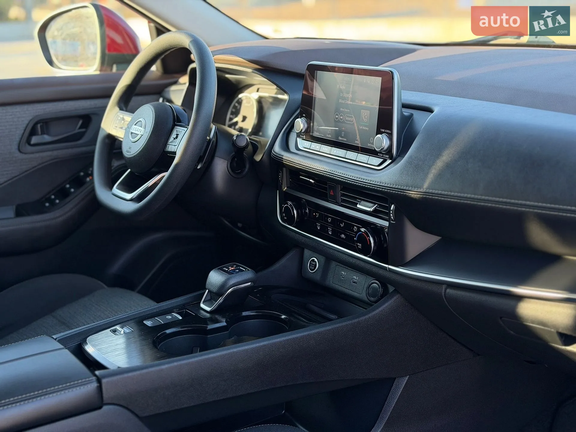 2021 Nissan Rogue - мініатюра 31