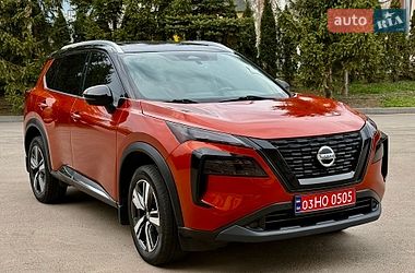 Позашляховик / Кросовер Nissan Rogue 2021 в Тернополі