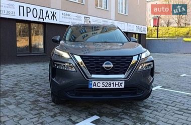 Внедорожник / Кроссовер Nissan Rogue 2023 в Луцке