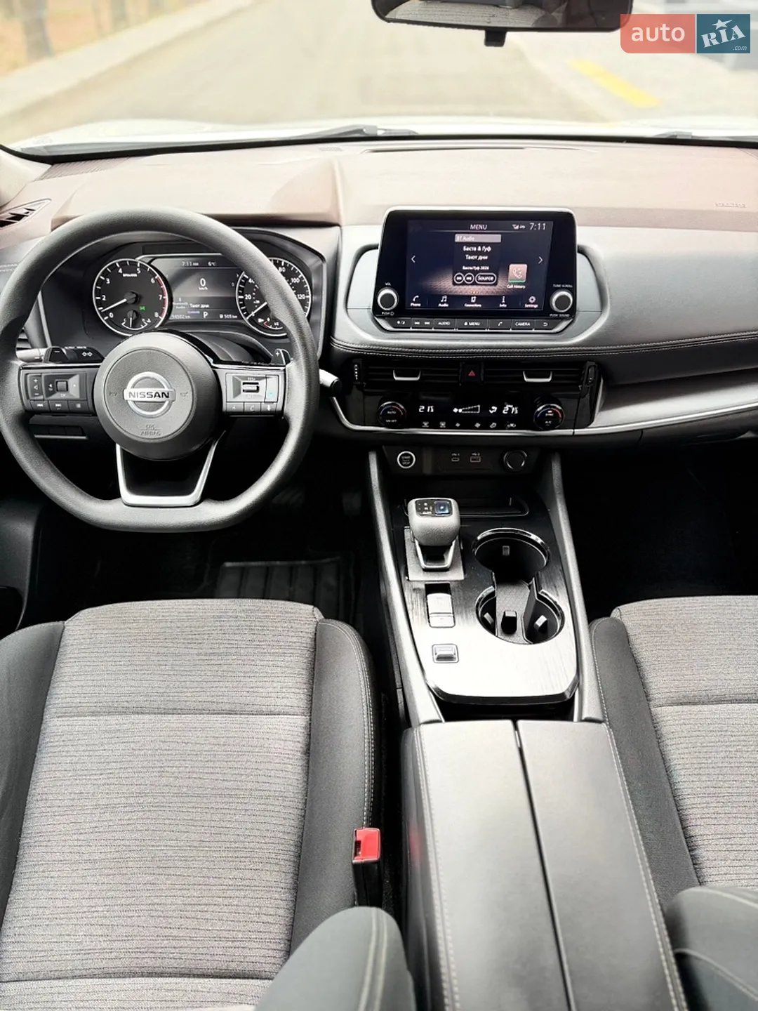 2021 Nissan Rogue - мініатюра 16