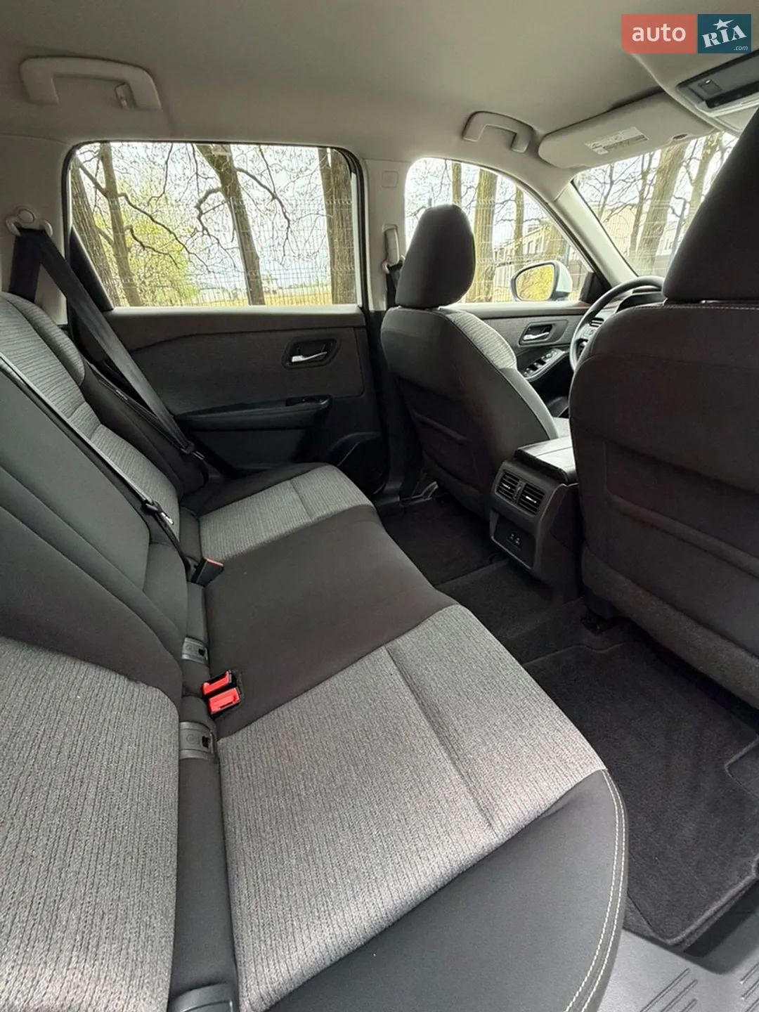 2021 Nissan Rogue - мініатюра 20