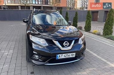 Внедорожник / Кроссовер Nissan Rogue 2014 в Ивано-Франковске