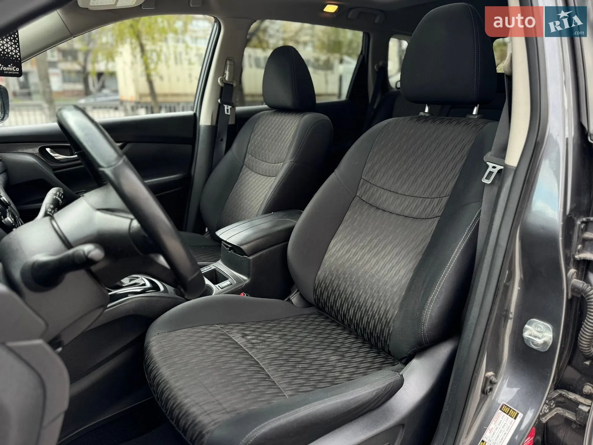 2018 Nissan Rogue - мініатюра 11