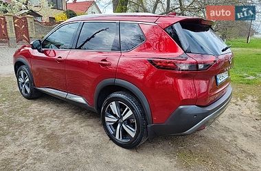 Позашляховик / Кросовер Nissan Rogue 2023 в Тульчині