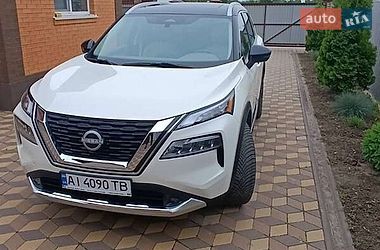 Позашляховик / Кросовер Nissan Rogue 2021 в Львові