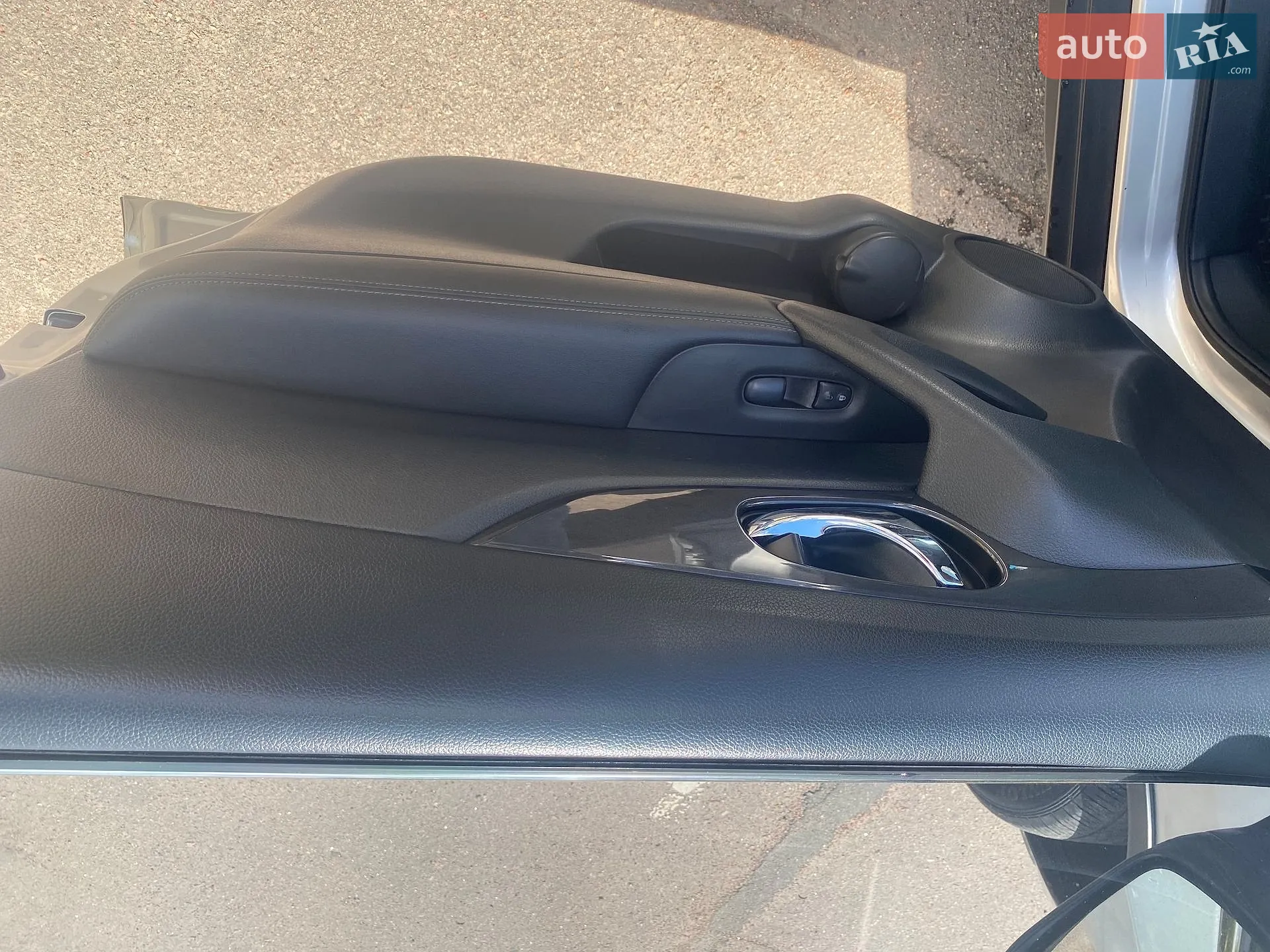 Nissan Rogue 2017 VIN KNMAT2MV2HP559615 фото оголошення 28 з 40