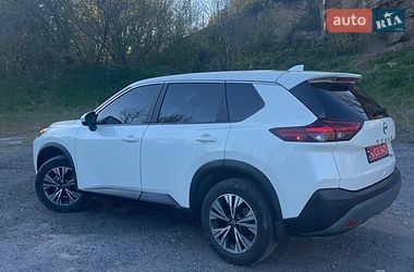 Внедорожник / Кроссовер Nissan Rogue 2023 в Виннице