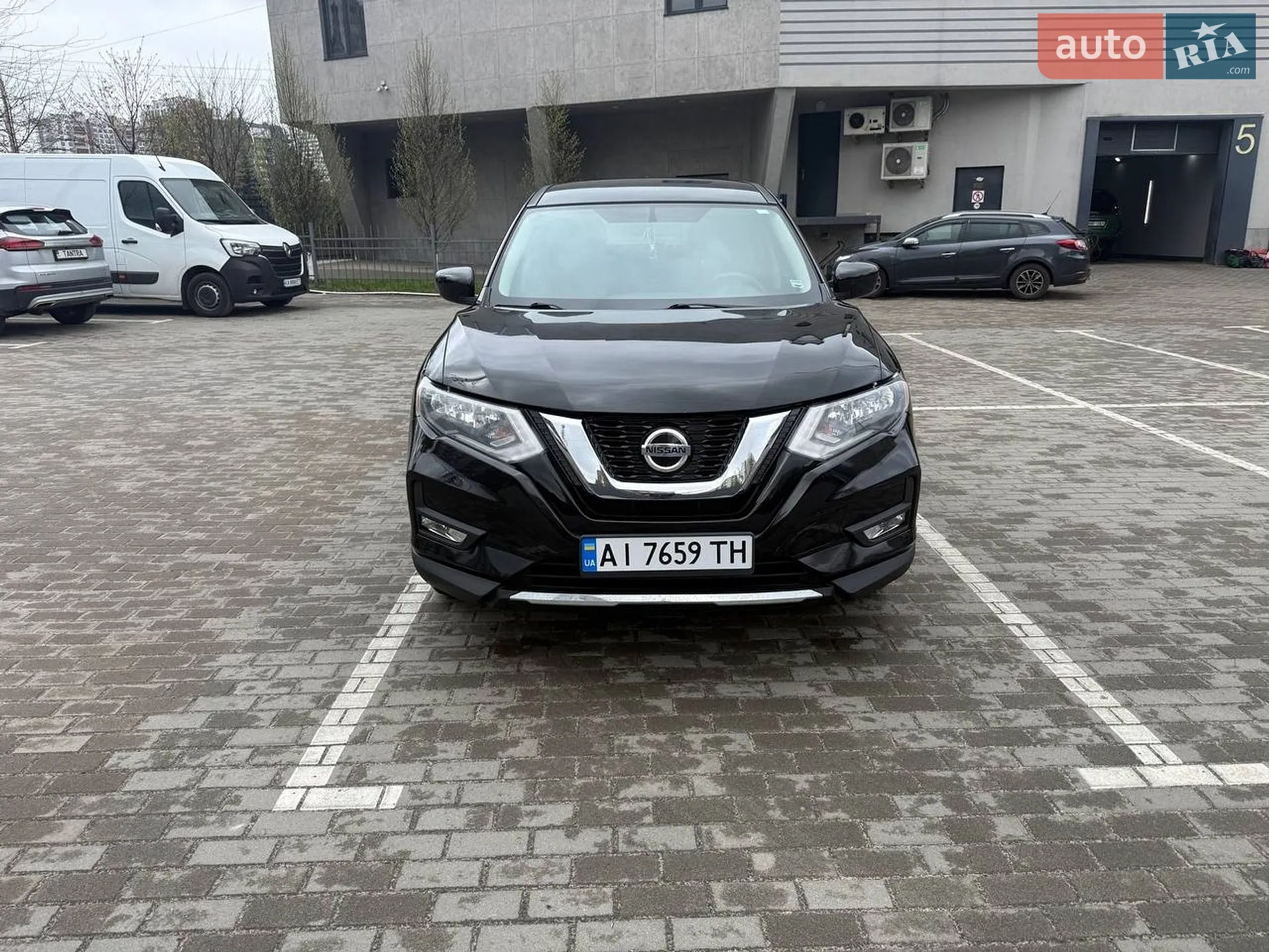 2018 Nissan Rogue - мініатюра 3
