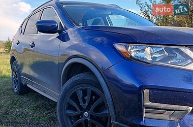 Внедорожник / Кроссовер Nissan Rogue 2019 в Полтаве