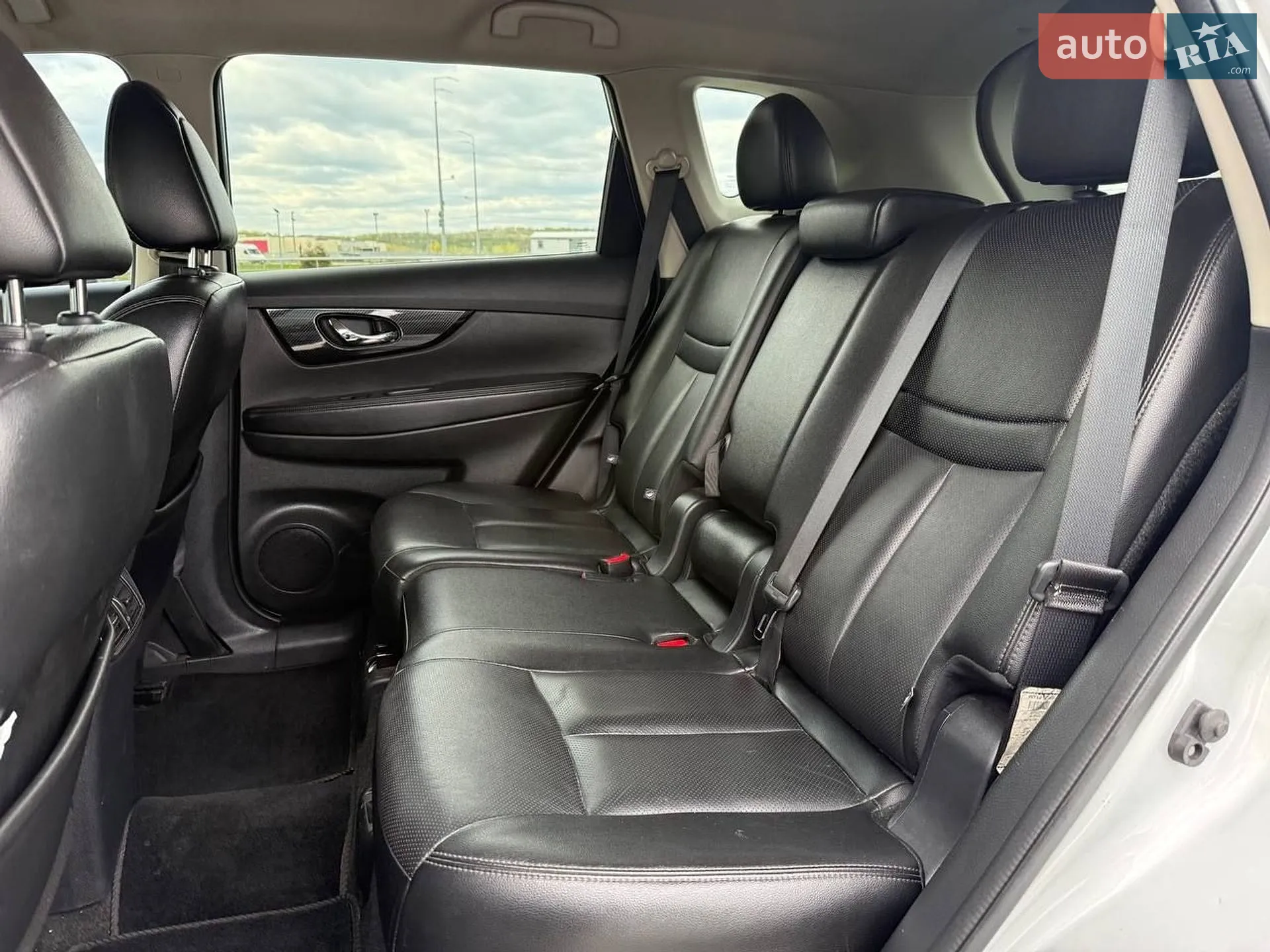 2017 Nissan Rogue - мініатюра 30