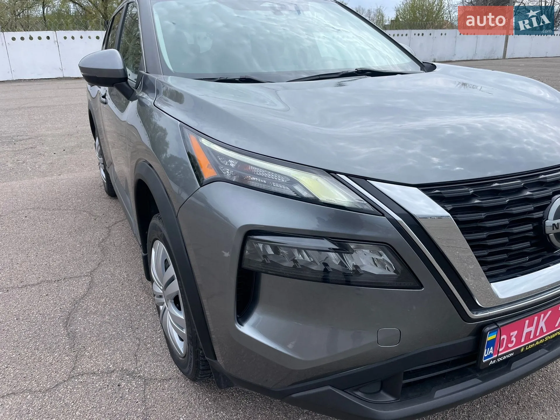 2021 Nissan Rogue - мініатюра 3