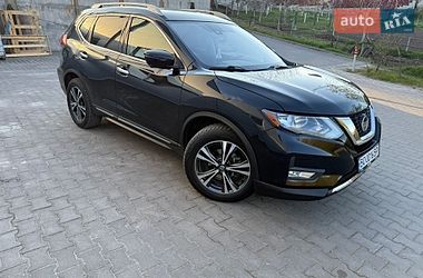 Позашляховик / Кросовер Nissan Rogue 2018 в Тернополі