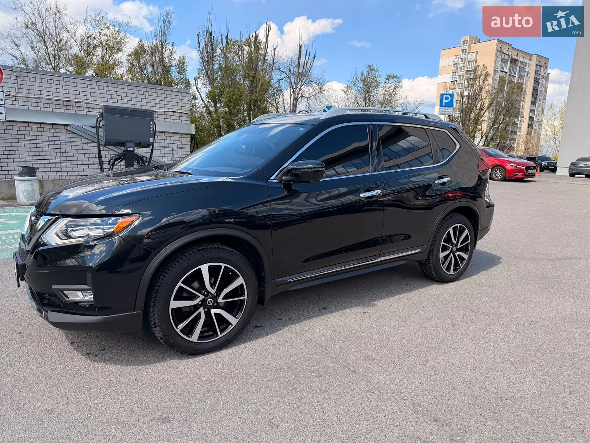 2019 Nissan Rogue - фото 1