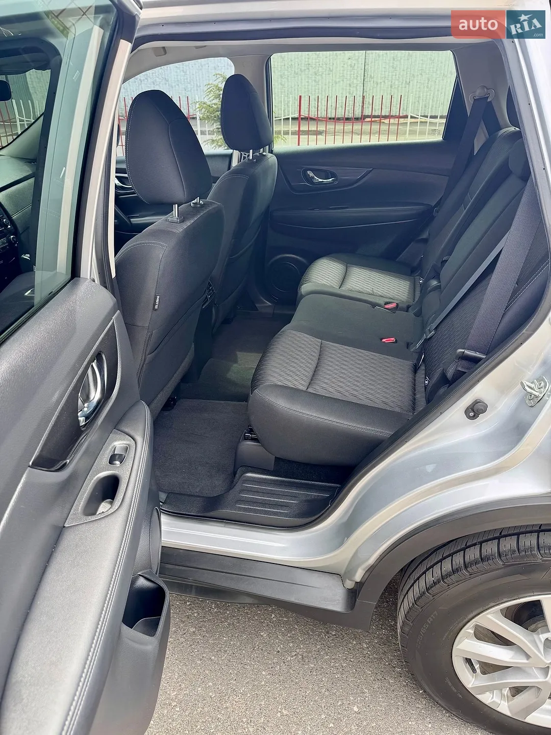 2019 Nissan Rogue - мініатюра 26