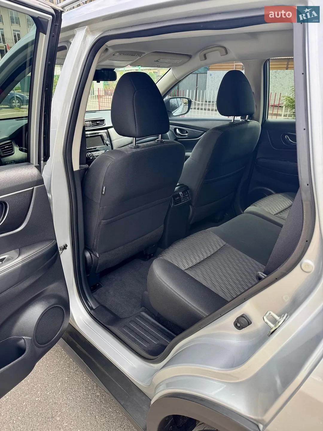 2019 Nissan Rogue - мініатюра 28