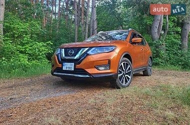 Внедорожник / Кроссовер Nissan Rogue 2018 в Полтаве