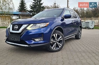 Позашляховик / Кросовер Nissan Rogue 2016 в Вінниці