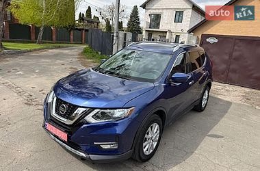 Внедорожник / Кроссовер Nissan Rogue 2018 в Киеве