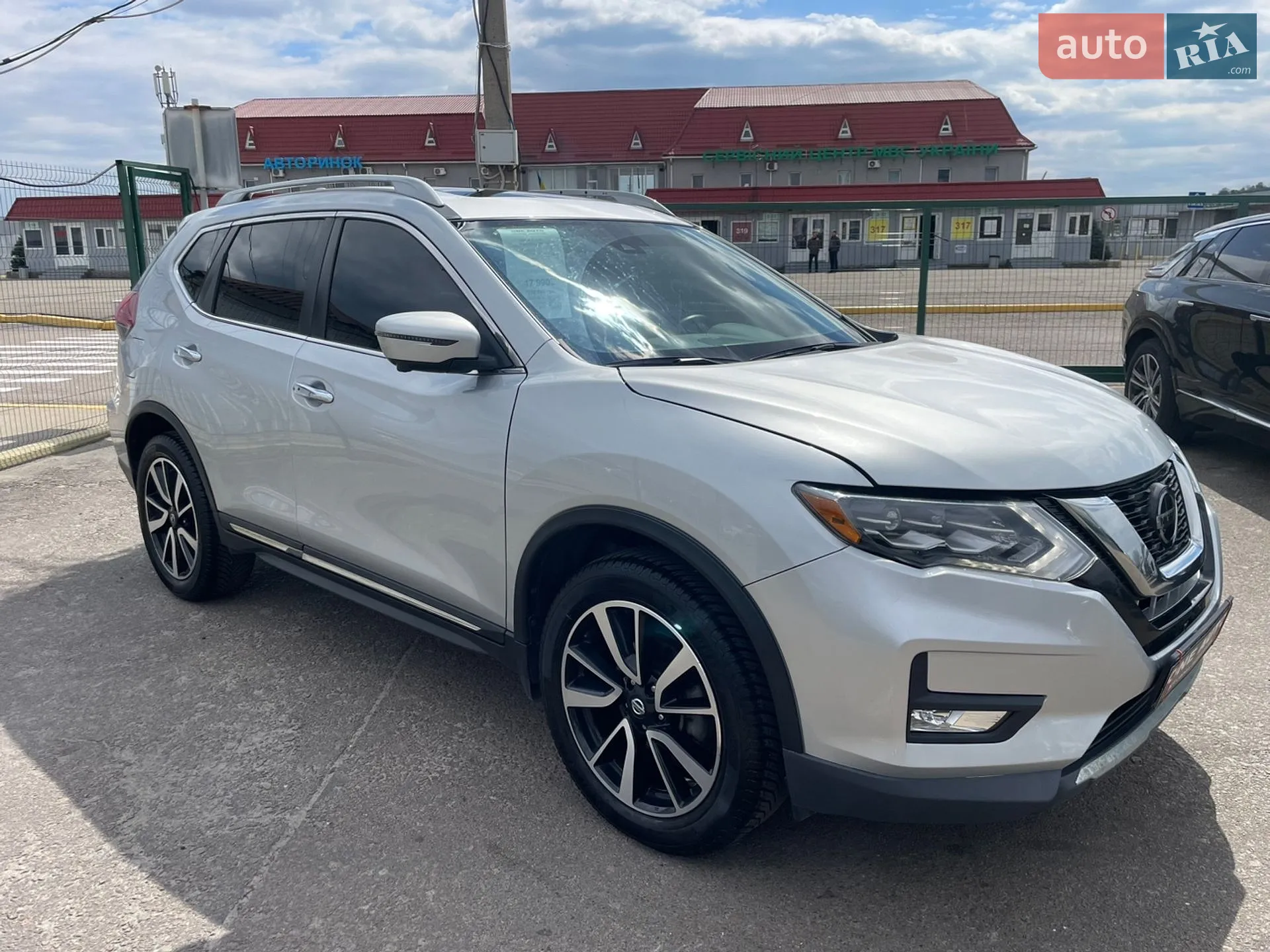 2020 Nissan Rogue - мініатюра 3