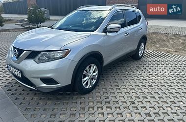 Внедорожник / Кроссовер Nissan Rogue 2016 в Хмельницком