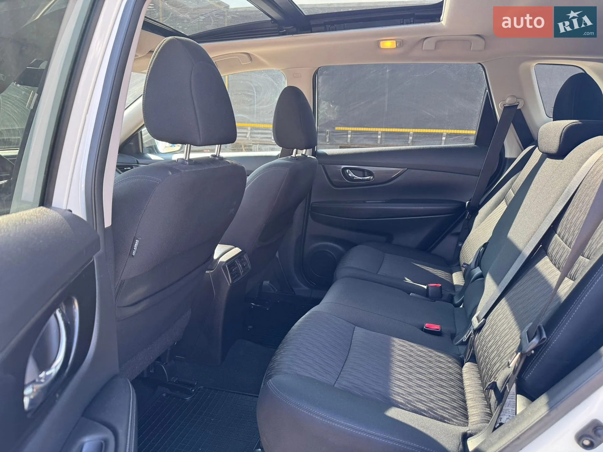2017 Nissan Rogue - мініатюра 10