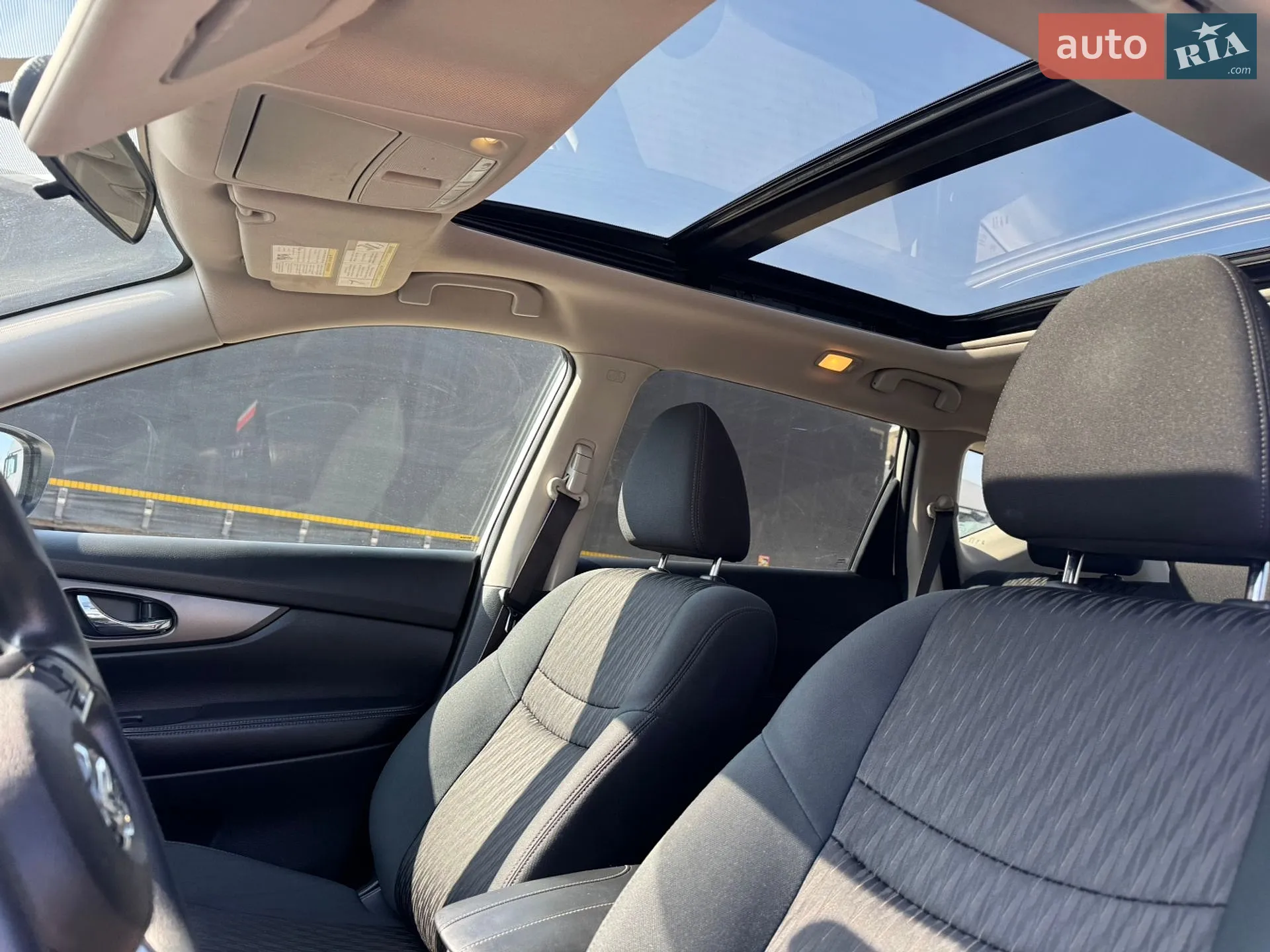 2017 Nissan Rogue - мініатюра 11