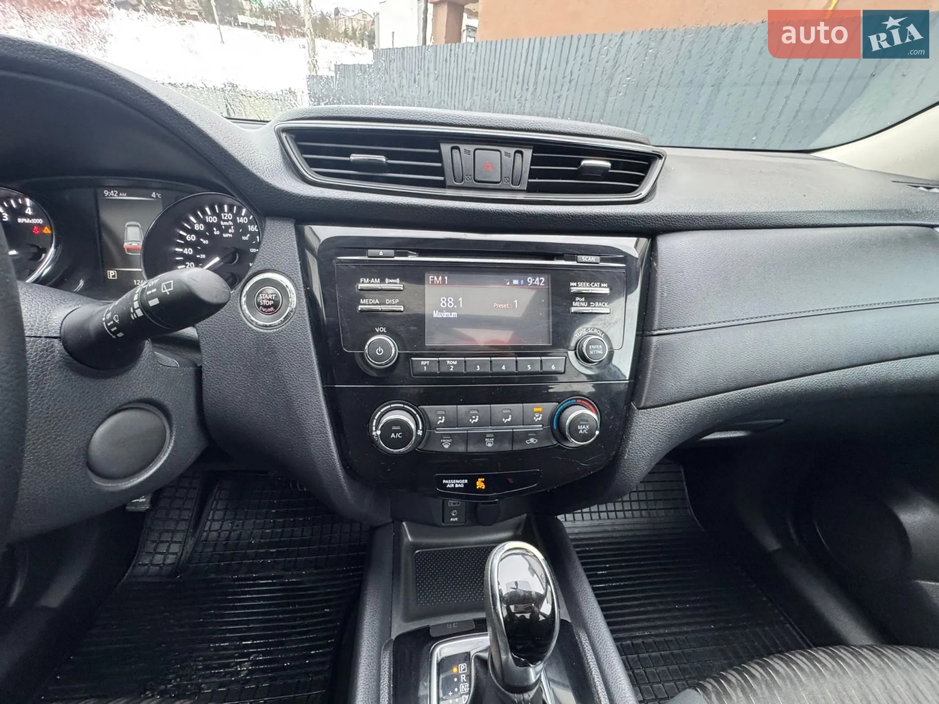 2017 Nissan Rogue - мініатюра 13
