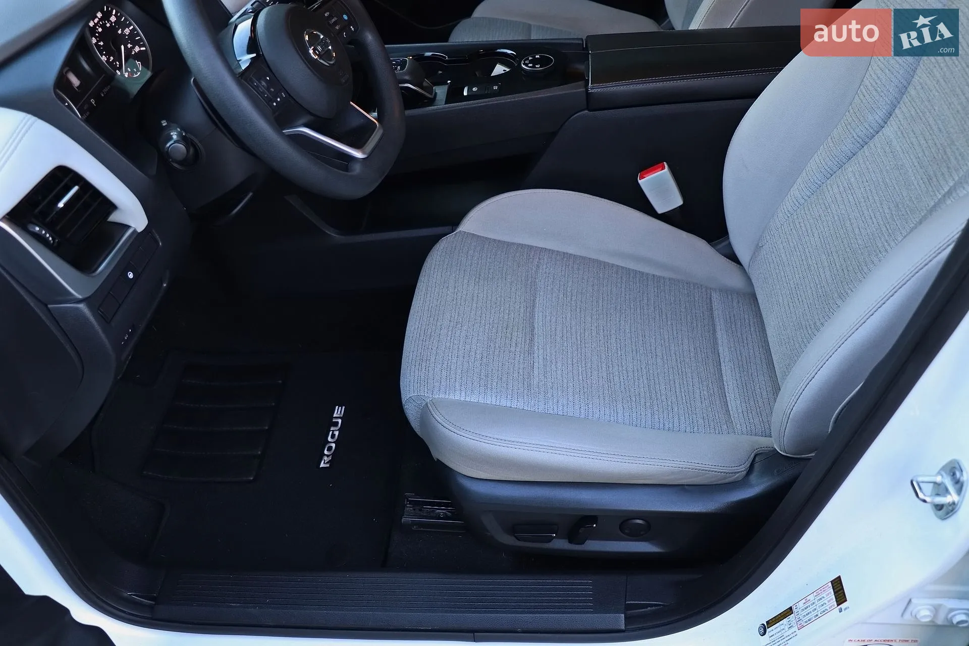 2021 Nissan Rogue - мініатюра 15