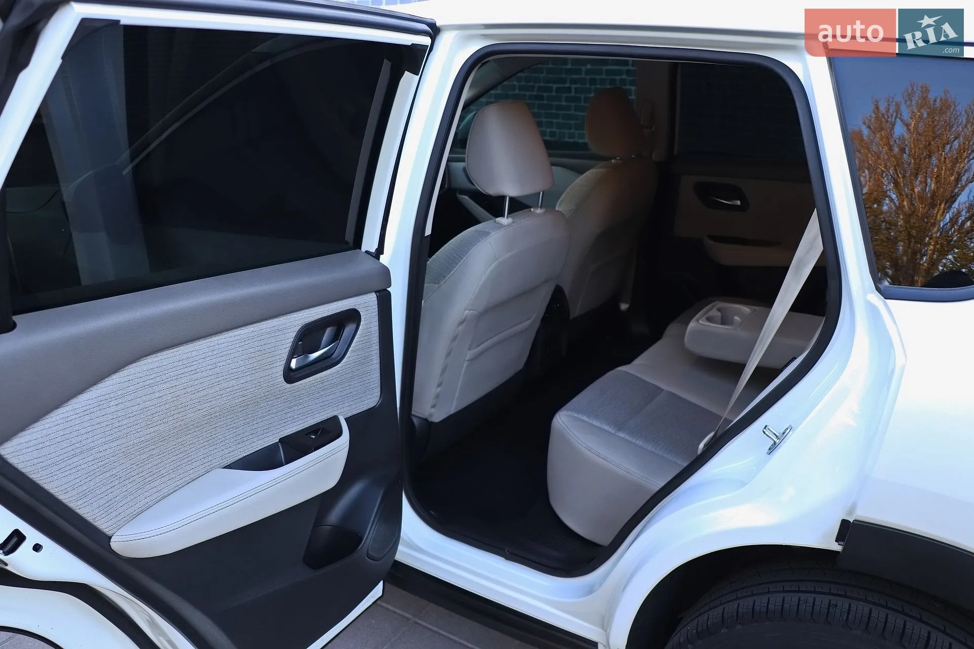 2021 Nissan Rogue - мініатюра 17
