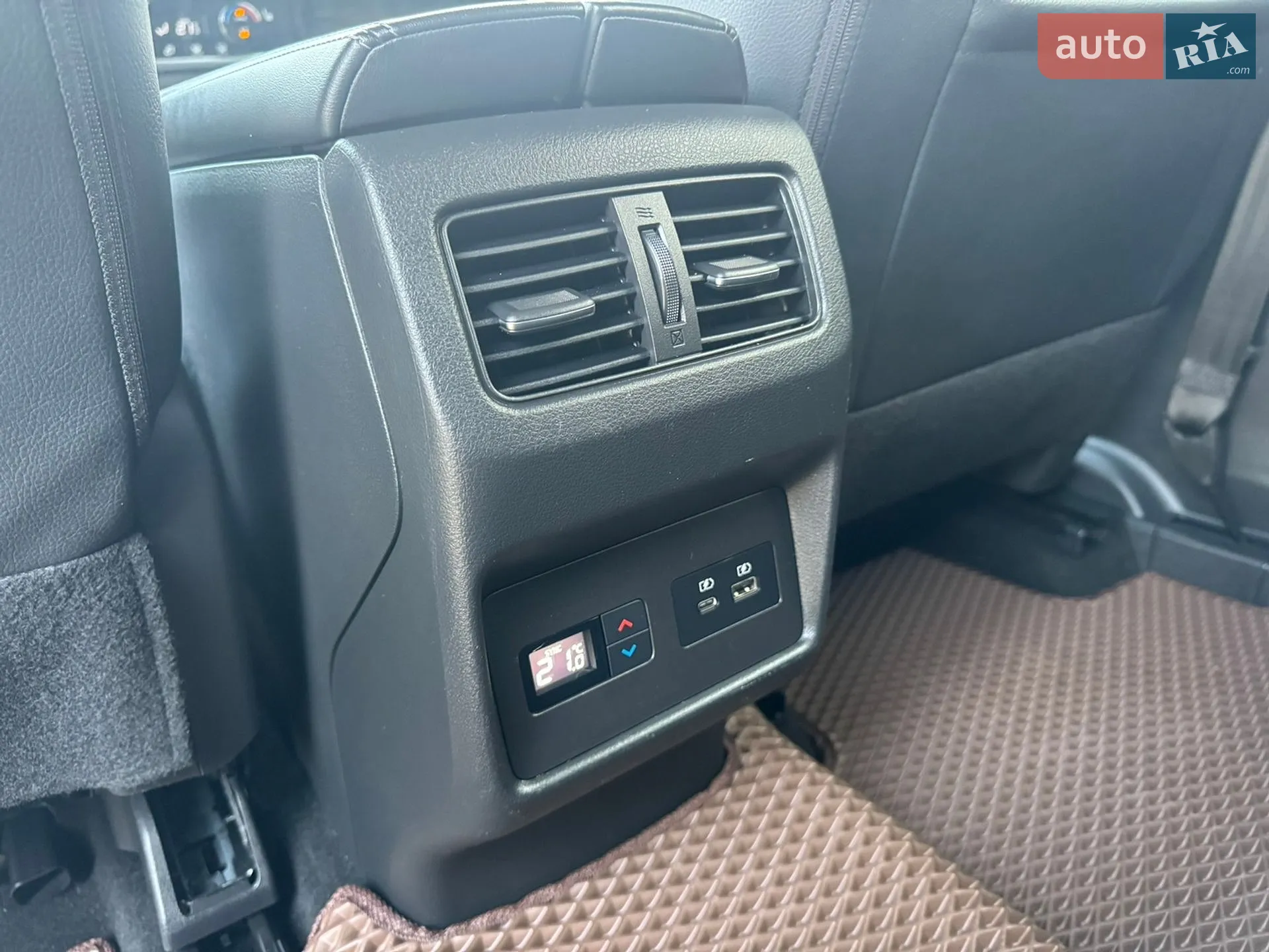 2020 Nissan Rogue - мініатюра 21