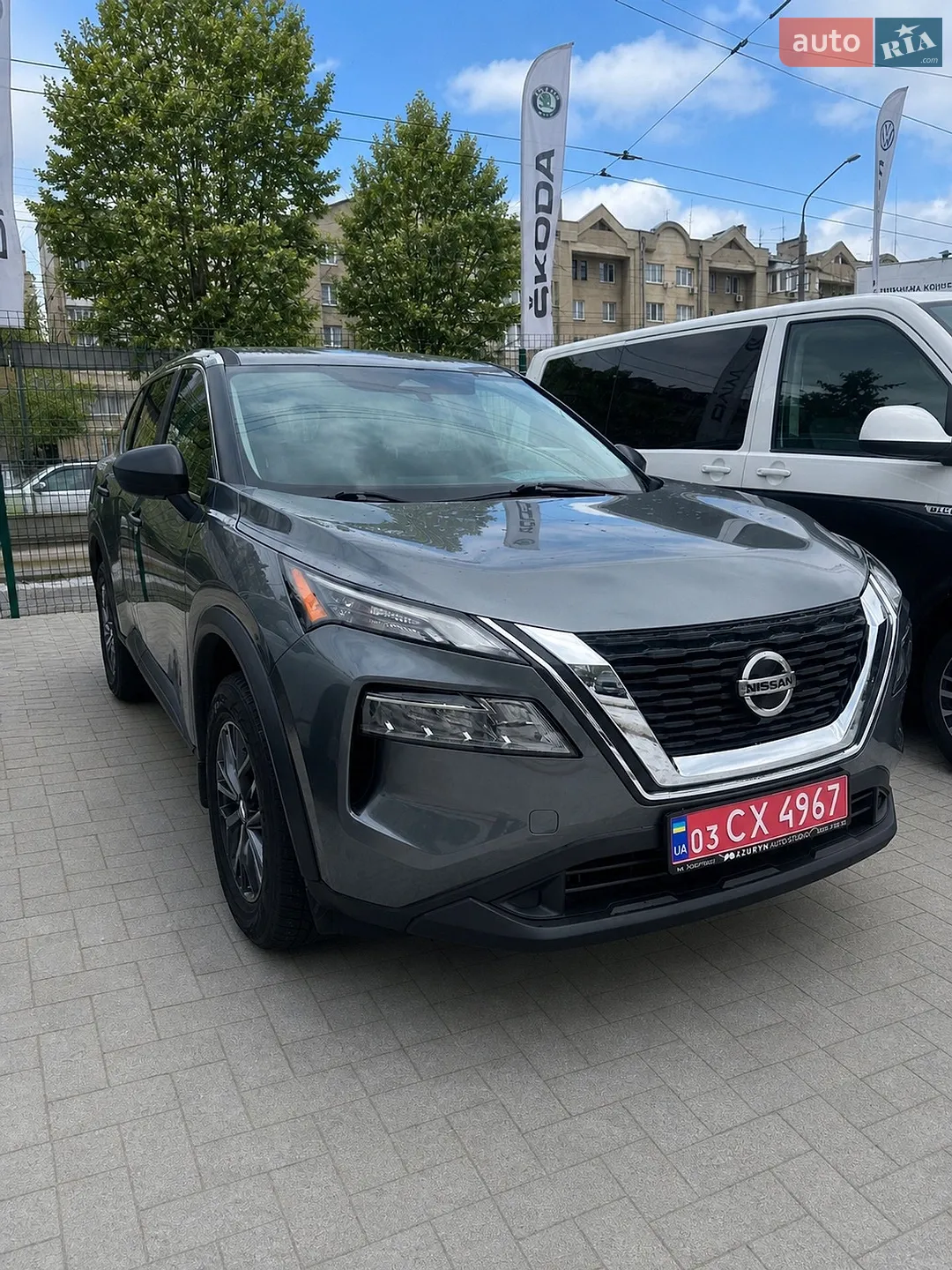 2021 Nissan Rogue - мініатюра 2