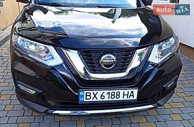 Внедорожник / Кроссовер Nissan Rogue 2018 в Хмельницком