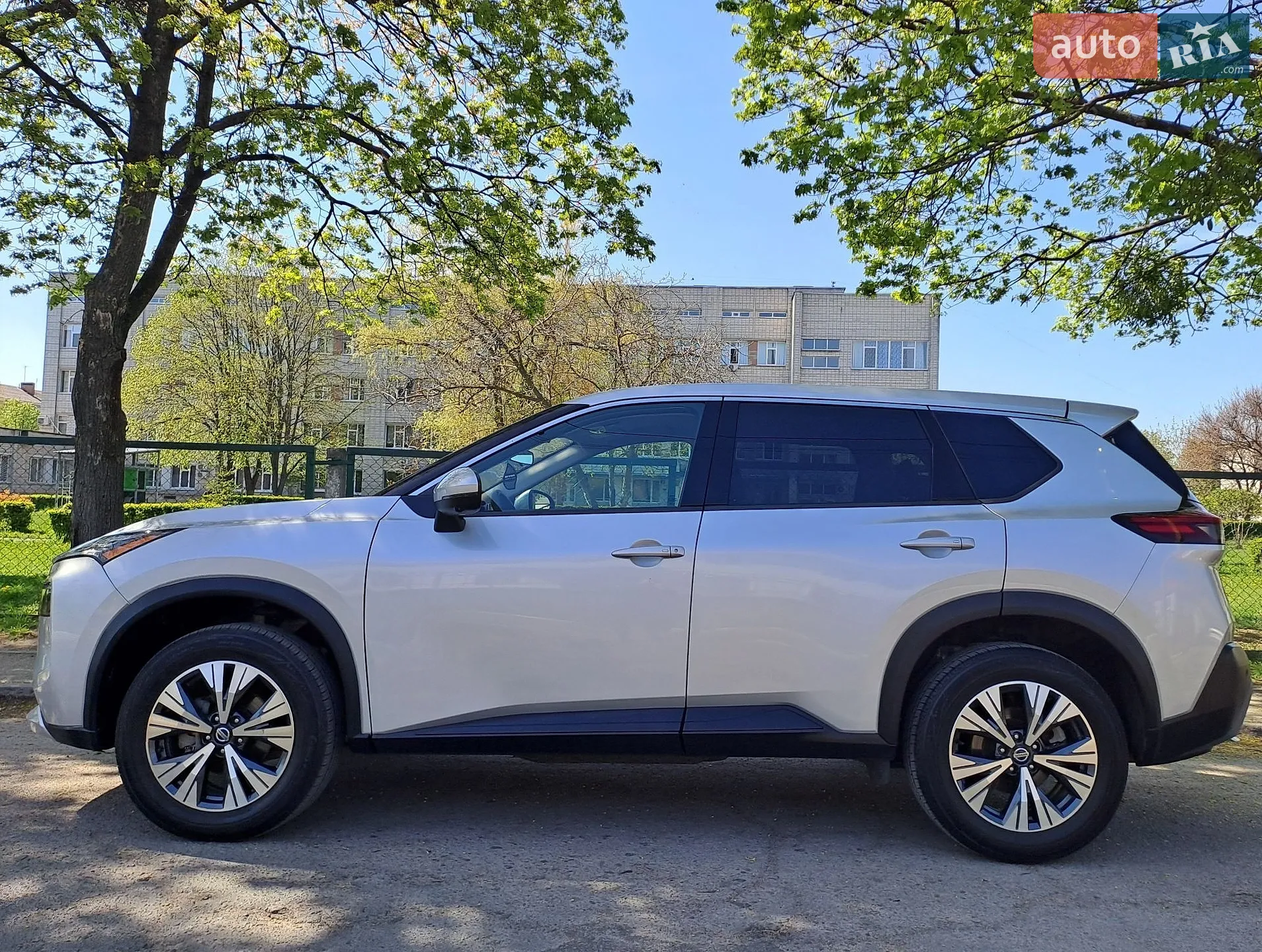 2021 Nissan Rogue - мініатюра 4