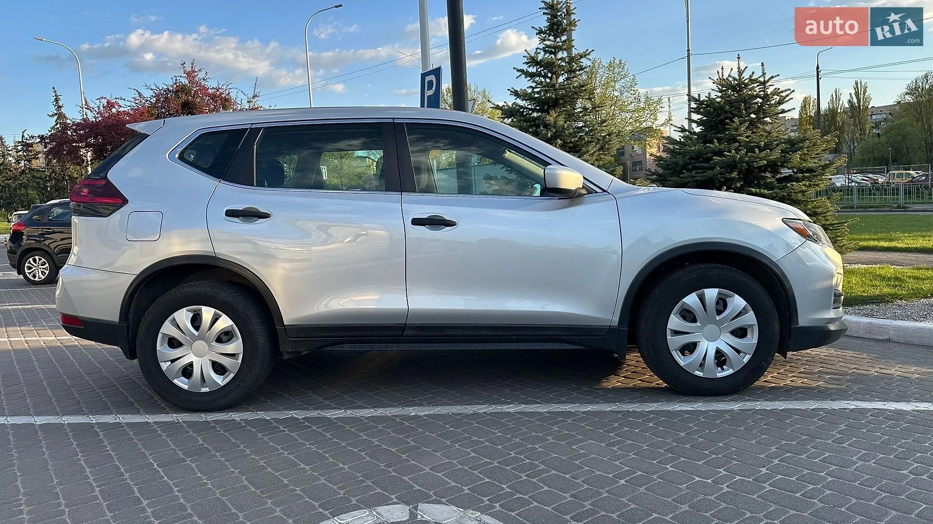 2018 Nissan Rogue - мініатюра 6