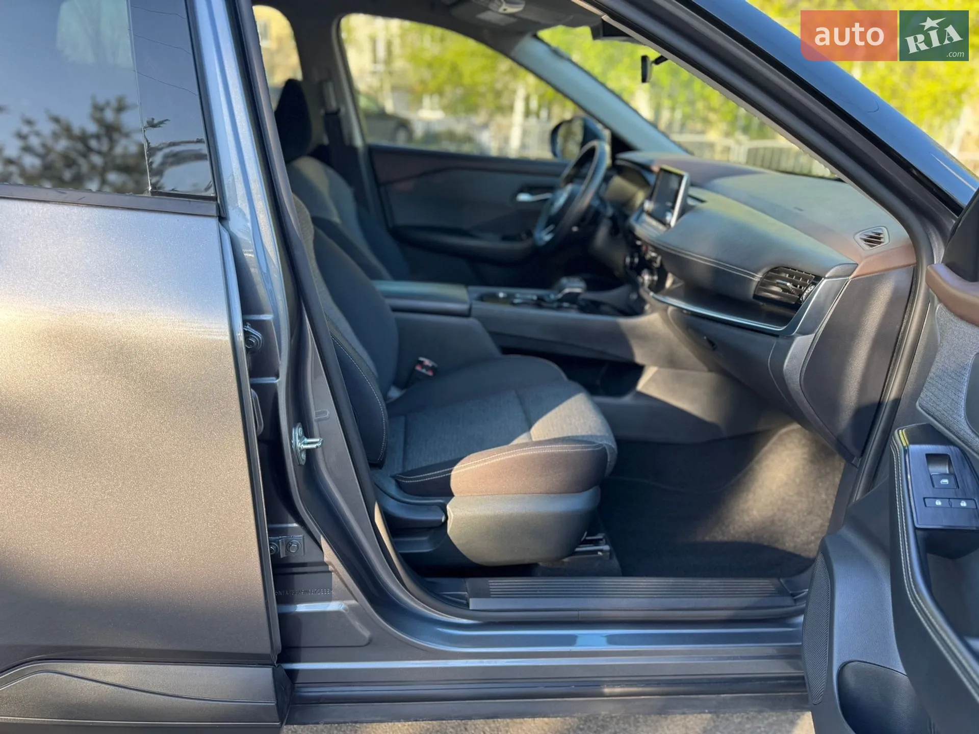 2021 Nissan Rogue - мініатюра 48