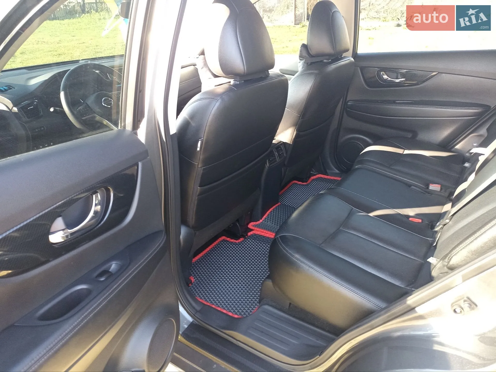 2019 Nissan Rogue - мініатюра 4