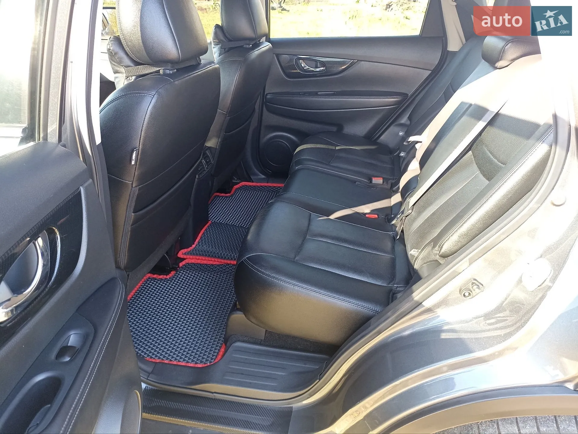 2019 Nissan Rogue - мініатюра 13