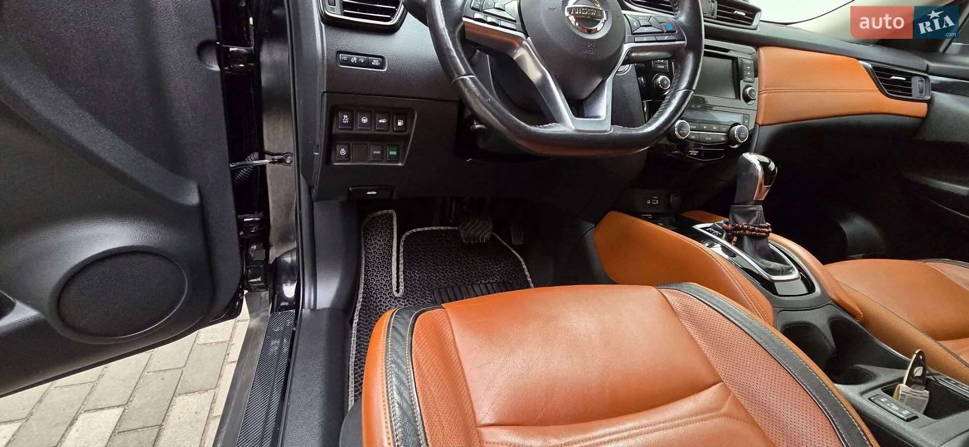 2018 Nissan Rogue - мініатюра 32