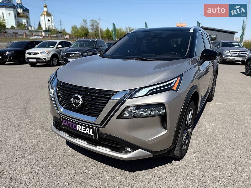 Внедорожник / Кроссовер Nissan Rogue 2021 в Кривом Роге